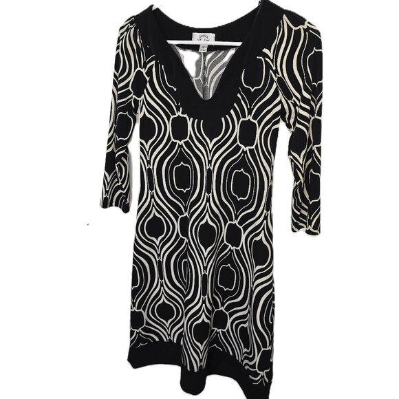 Sweet Storm Dress - Picture 1 of 4